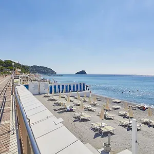 Spotorno Beach Appartamento