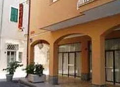 Hotel Giongo Spotorno