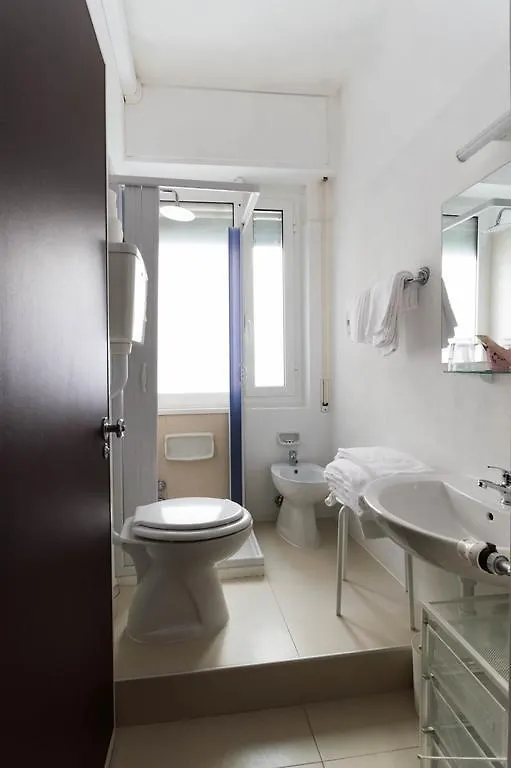 Hotel Giongo Spotorno
